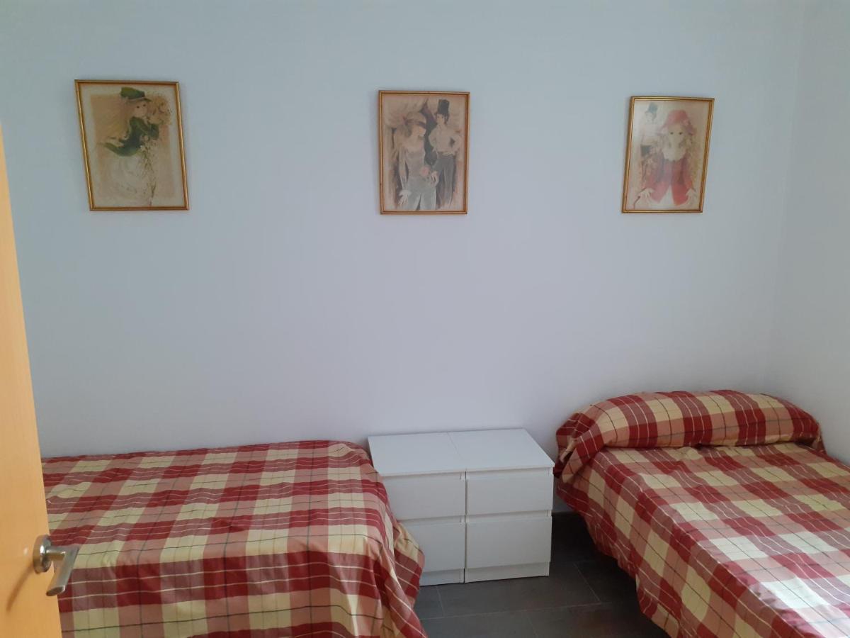 Pau-Pi Apartman Oliva Kültér fotó